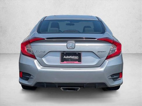Used 2019 Honda Civic Sport image 7