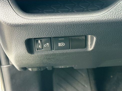 Used 2024 Toyota RAV4 LE image 22