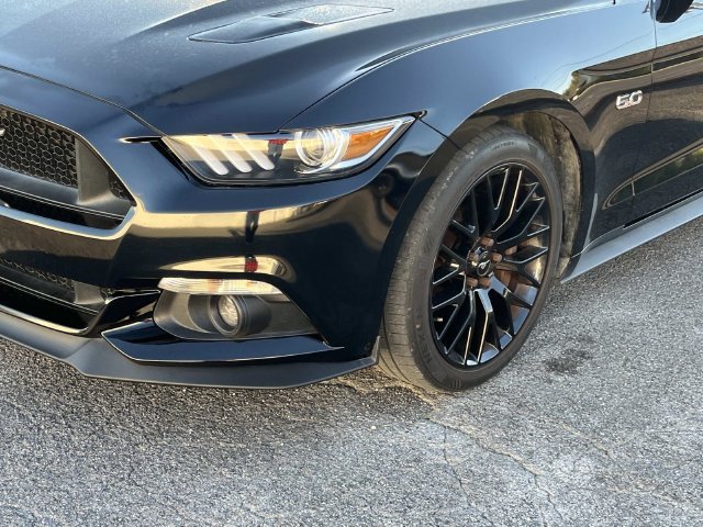 Used 2016 Ford Mustang GT Premium w/ GT Performance Package RWD image 9