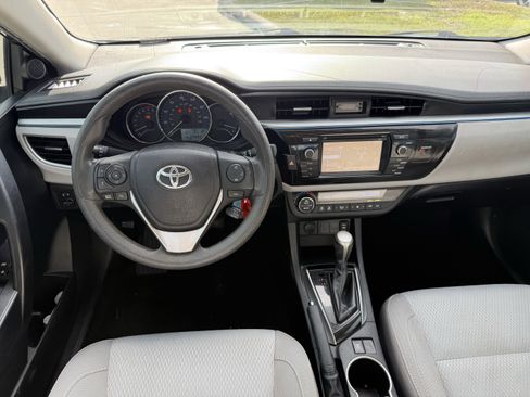 Used 2016 Toyota Corolla LE image 14