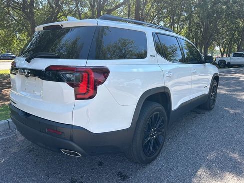 Used 2023 GMC Acadia SLT w/ Elevation Edition FWD image 6