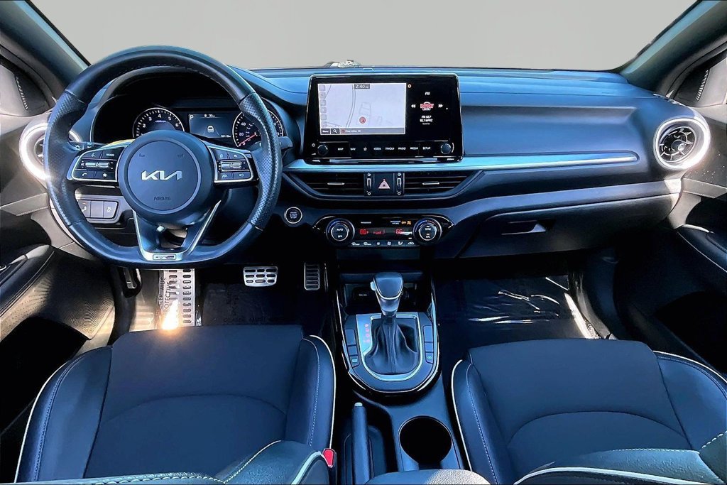 Used 2023 Kia Forte GT-Line FWD image 7
