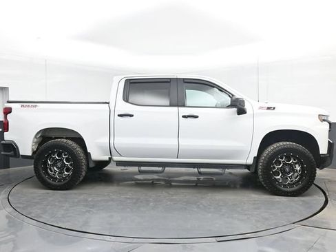 Used 2021 Chevrolet Silverado 1500 LT Trail Boss AWD/4WD image 11