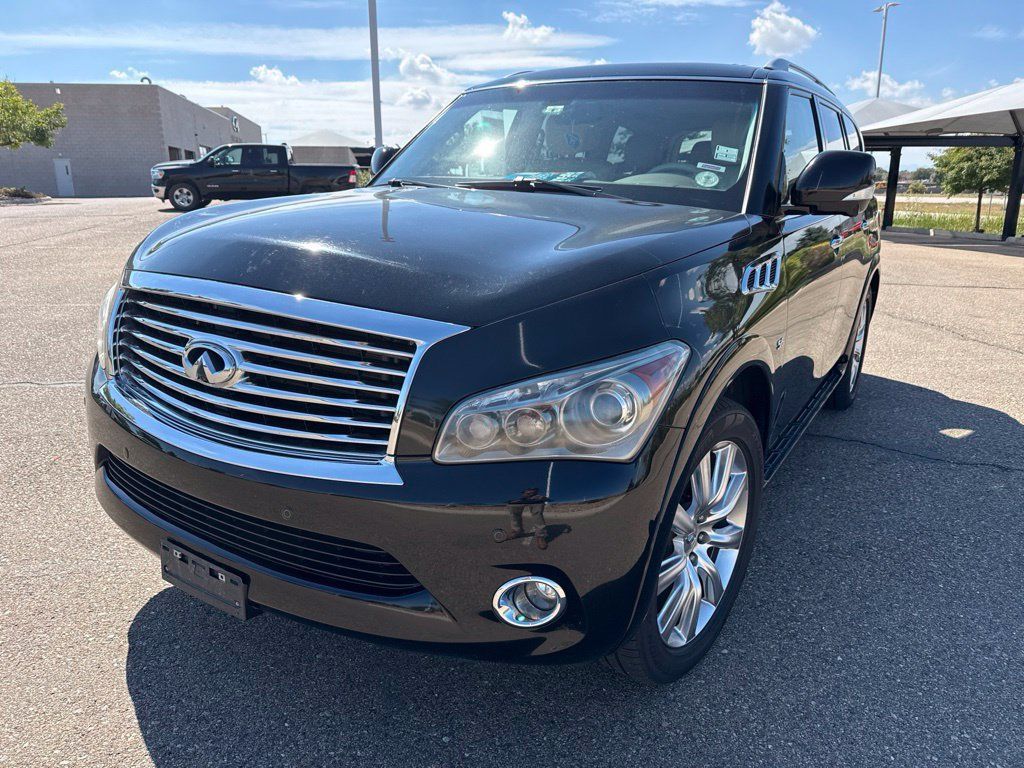 Used 2014 INFINITI QX80 4WD w/ Theater Package image 3
