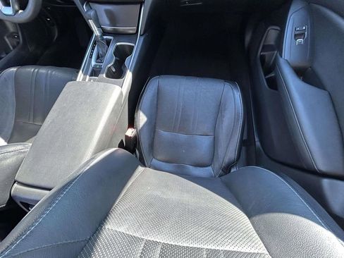 Used 2019 Honda Accord EX image 15