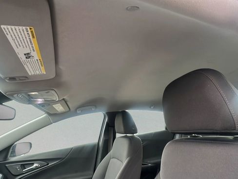 Used 2018 Chevrolet Malibu LT image 21