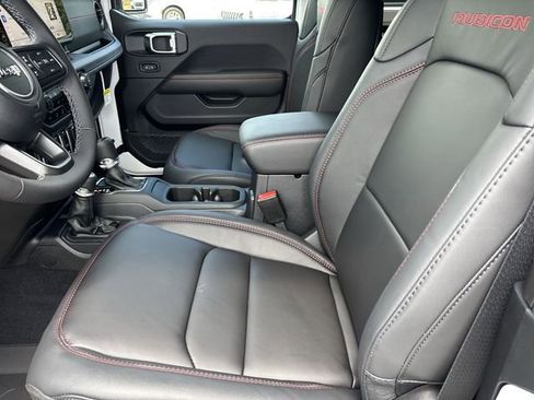 New 2025 Jeep Wrangler Rubicon AWD/4WD image 27