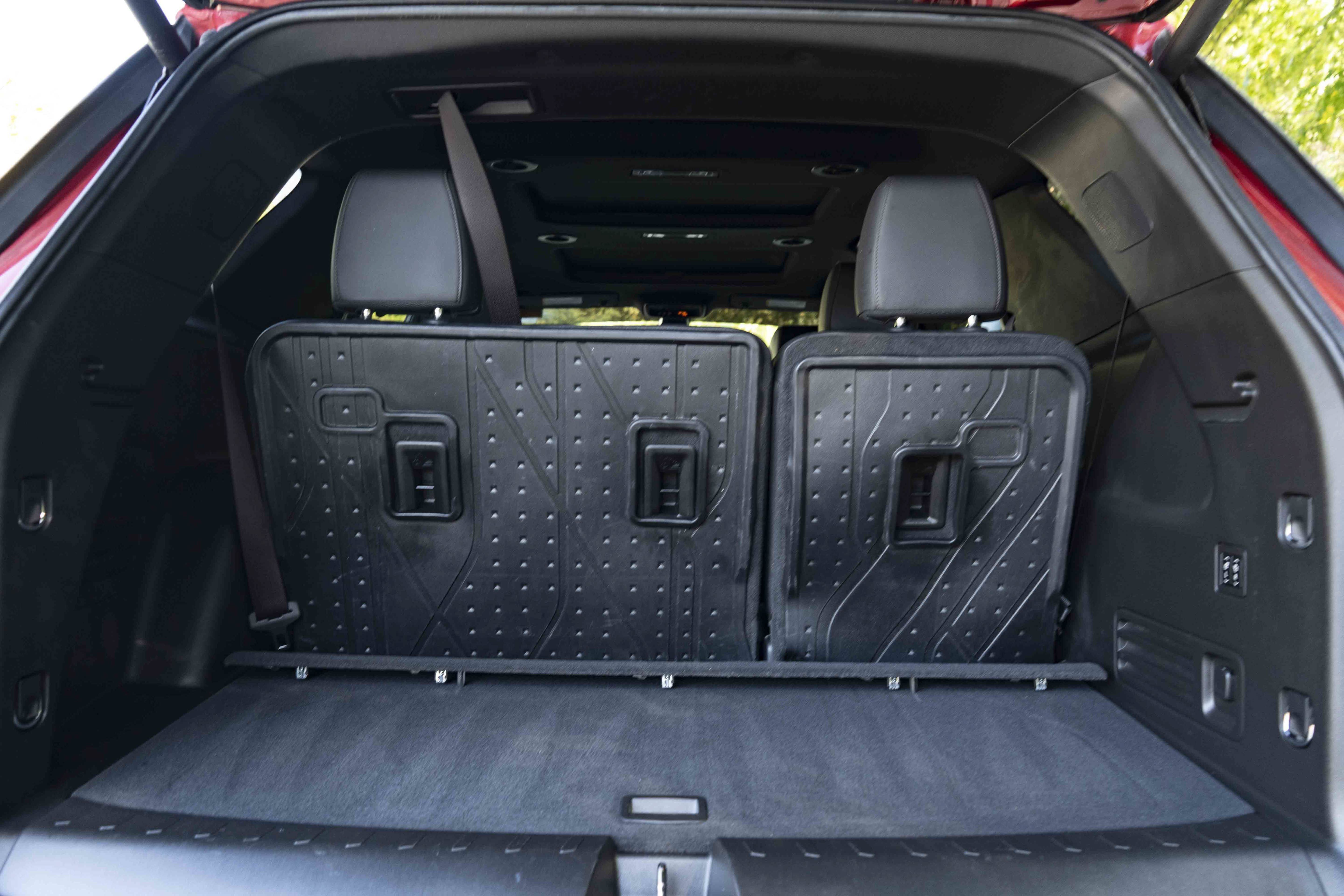 Used 2023 Chevrolet Traverse High Country w/ LPO, Floor Liner Package FWD image 46