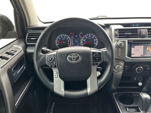 Used 2018 Toyota 4Runner SR5 RWD image 12