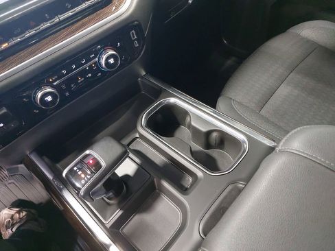 Used 2023 GMC Sierra 1500 Elevation image 25