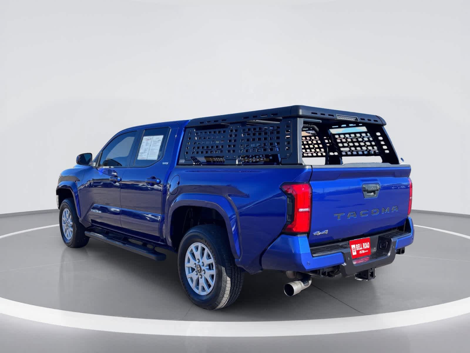Used 2025 Toyota Tacoma SR5 AWD/4WD image 4