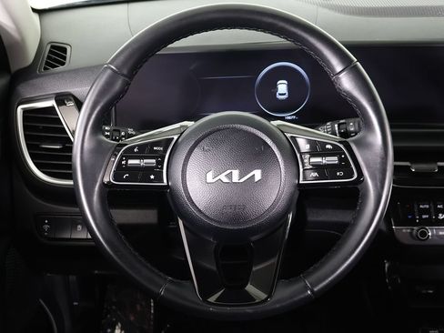 Used 2024 Kia Seltos S AWD/4WD image 37