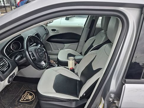 Used 2021 Jeep Compass Limited AWD/4WD image 5
