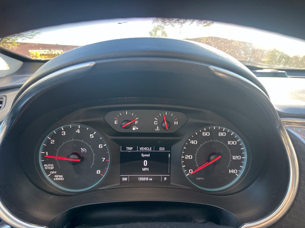 Used 2020 Chevrolet Malibu LT FWD image 7