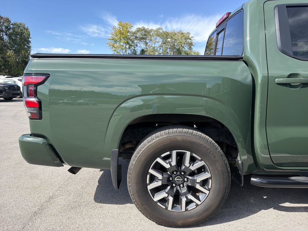 Used 2022 Nissan Frontier SV RWD image 3