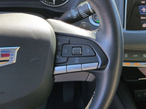 Used 2023 Cadillac XT4 Premium Luxury image 20