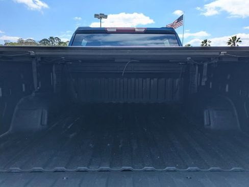 Used 2023 GMC Sierra 1500 SLE image 14