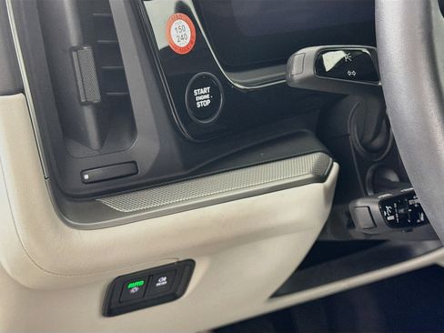 Certified 2026 Porsche Cayenne E-Hybrid AWD/4WD image 14