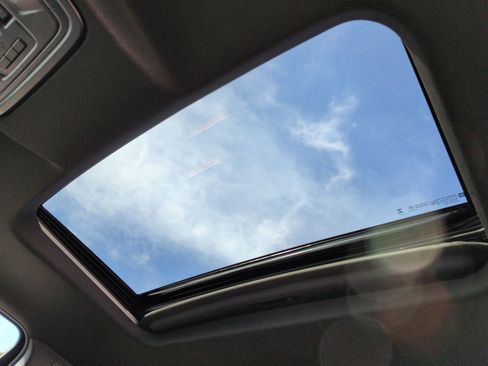 Used 2024 GMC Sierra 2500 AT4 w/ AT4 Premium Plus Package AWD/4WD image 27