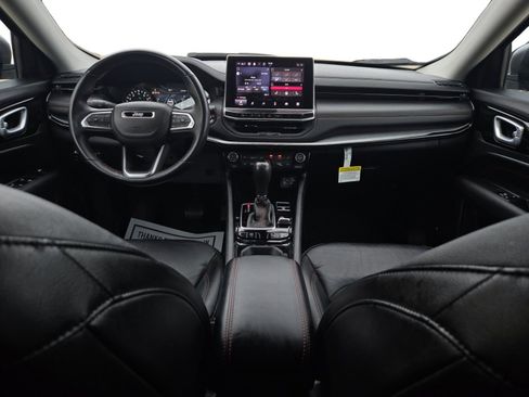 Used 2022 Jeep Compass Trailhawk w/ Sun and Sound Group image 10