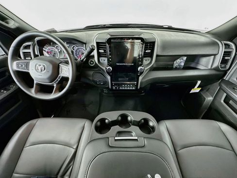 New 2026 RAM 3500 Tradesman AWD/4WD image 9