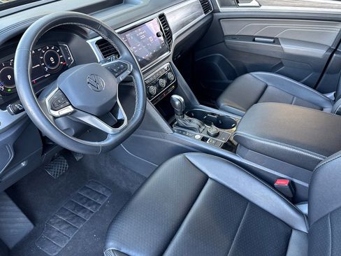 Used 2022 Volkswagen Atlas Cross Sport SE image 10