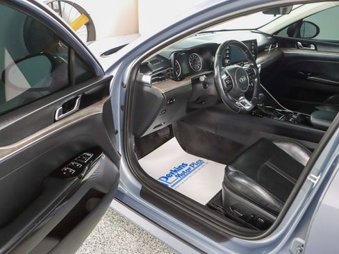 Used 2021 Kia K5 EX image 3