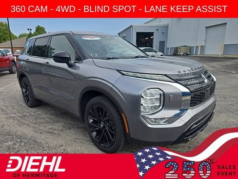 Used 2022 Mitsubishi Outlander SE AWD/4WD image 1