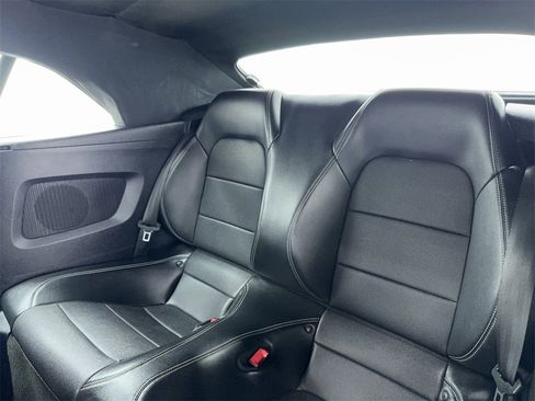 Used 2018 Ford Mustang Premium image 41