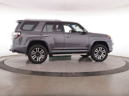 Used 2018 Toyota 4Runner Limited AWD/4WD image 6