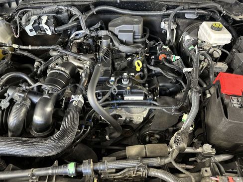 Used 2021 Ford Bronco Badlands image 31