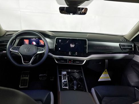 New 2026 Volkswagen Atlas Peak Edition AWD/4WD image 12