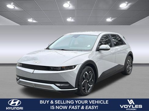 Certified 2023 Hyundai Ioniq 5 SE w/ Cargo Package image 1