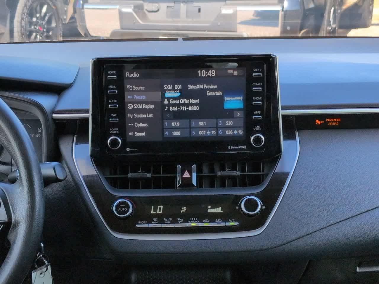 Used 2021 Toyota Corolla LE FWD image 17