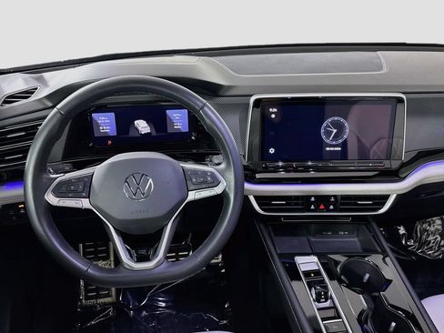 Used 2024 Volkswagen Atlas Cross Sport SEL Premium R-Line AWD/4WD image 26