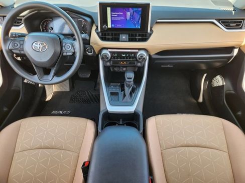 Used 2025 Toyota RAV4 XLE w/ Convenience Package image 20