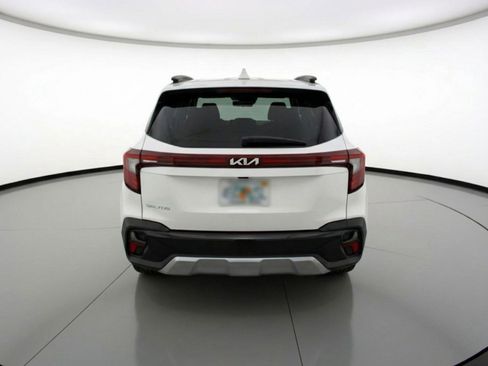 Used 2025 Kia Seltos S image 7