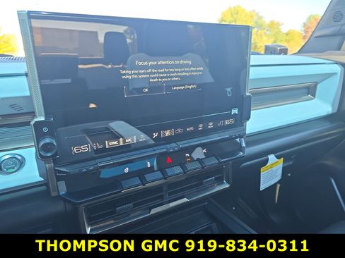 New 2025 GMC Hummer EV 3X image 21