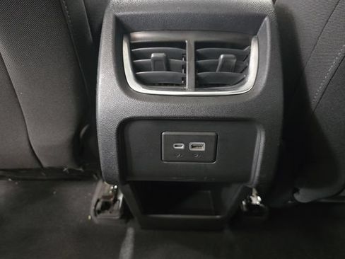 Used 2019 Chevrolet Blazer LT FWD image 29
