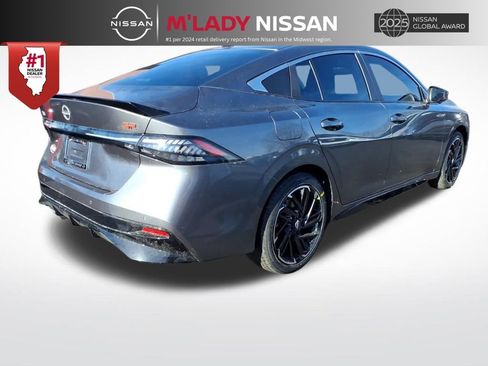 New 2026 Nissan Sentra SR image 7