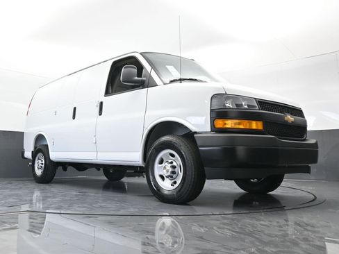 New 2025 Chevrolet Express 2500 w/ Driver Convenience Package image 58