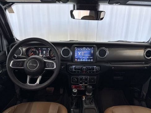 Used 2023 Jeep Gladiator Rubicon image 10