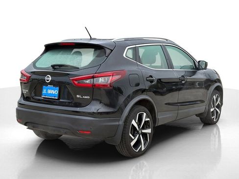 Used 2021 Nissan Rogue Sport SL w/ Premium Package image 6