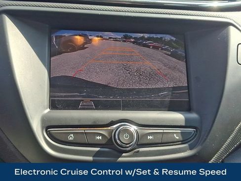 Used 2023 Chevrolet TrailBlazer LS AWD/4WD image 11