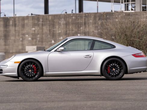 Used 2005 Porsche 911 Carrera S image 89