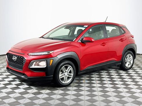 Used 2021 Hyundai Kona SE image 4