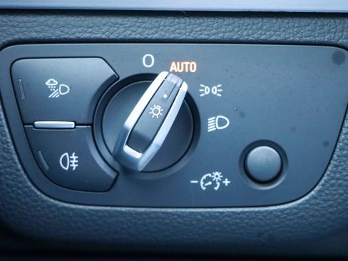 Used 2021 Audi SQ5 Premium Plus w/ Premium Plus Package image 31