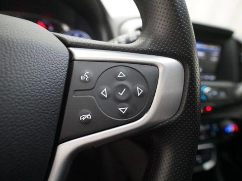 Used 2024 GMC Terrain SLE w/ Driver Convenience Package AWD/4WD image 18