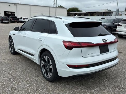 Used 2019 Audi e-tron Premium Plus AWD/4WD image 4