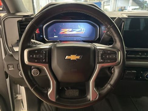 Used 2024 Chevrolet Silverado 2500 LT image 15